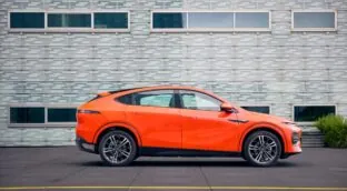 El Xpeng G6, un torpedo que apunta al Tesla Model Y desde 32.000 euros