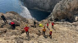Una avioneta cae al mar en el puerto de Sóller (Mallorca)