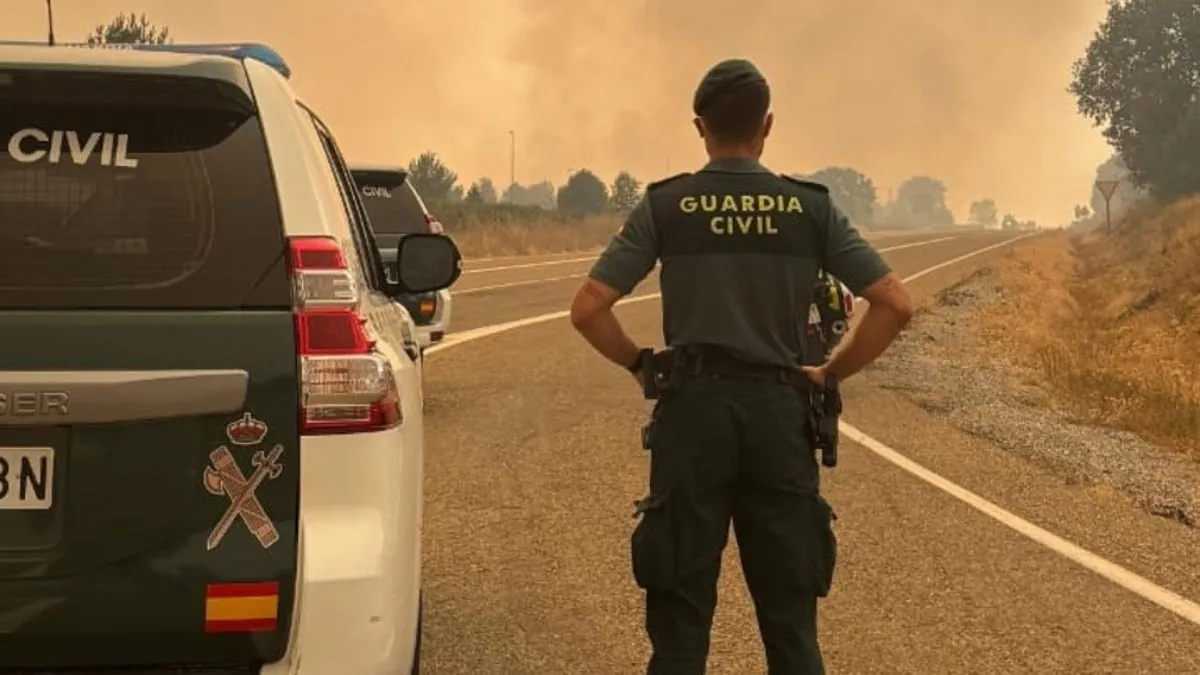 Los vecinos de Velilla (Palencia) se organizan para apoyar a efectivos y desalojados
