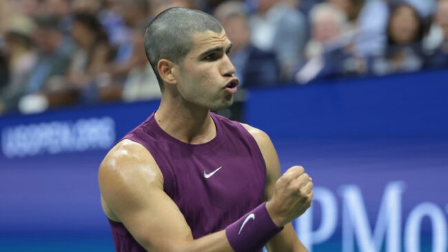 Alcaraz arrasa a Bellucci con récord incluido en el US Open