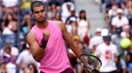Alcaraz se deshace de Rinderknech por la vía rápida y ya está en cuartos de final del US Open