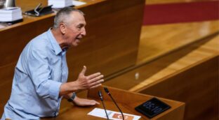 Baldoví corrige su currículum y cambia un 'licenciado' por 'diplomado' en Magisterio