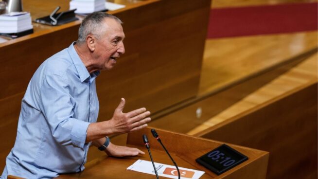 Baldoví corrige su currículum y cambia un 'licenciado' por 'diplomado' en Magisterio