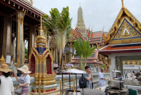 Tailandia planea regalar 200.000 billetes de avión a turistas entre septiembre y noviembre