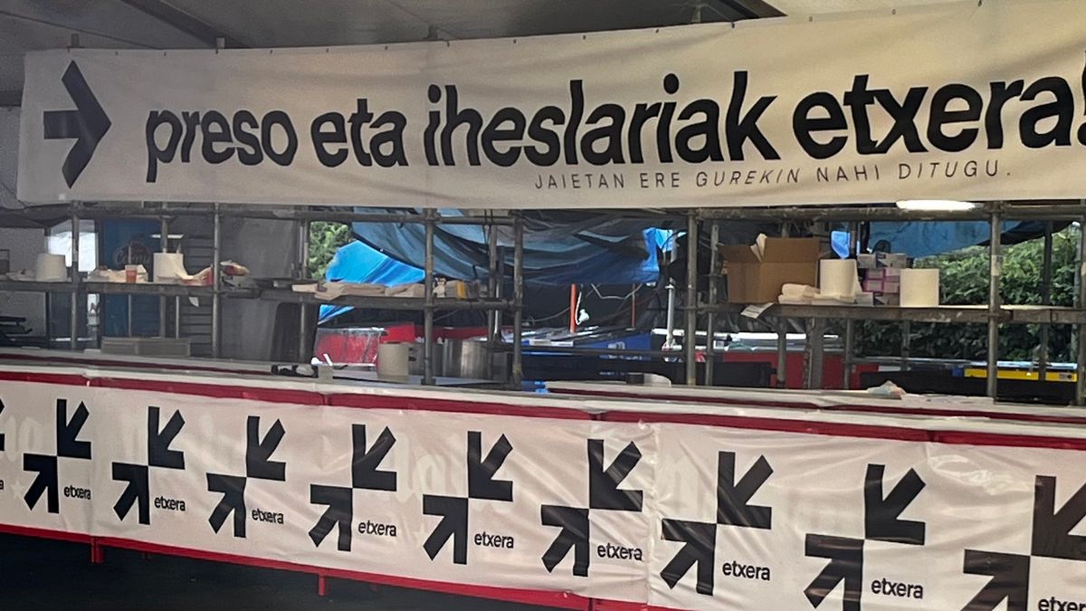 Denuncian la presencia de carteles a favor de los presos de ETA en las fiestas de Vitoria