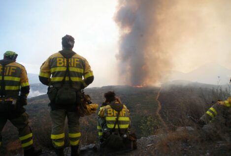 Castilla y León mantiene seis incendios de gravedad máxima pese a la evolución positiva