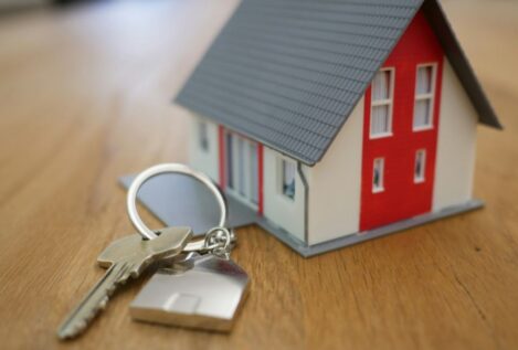 Las compraventas de viviendas subieron un 17,9% en junio y encadenan 12 meses al alza