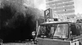 ETA luchó contra la democracia, poco contra la dictadura