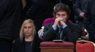 Unos audios cercan a la hermana de Javier Milei en Argentina