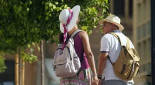 Cádiz pierde un 20% de habitantes mientras España gana nueve millones en el siglo XXI