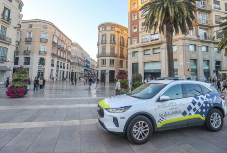 Detenido por golpear a su madre y tratar de apuñalar a un policía en Málaga