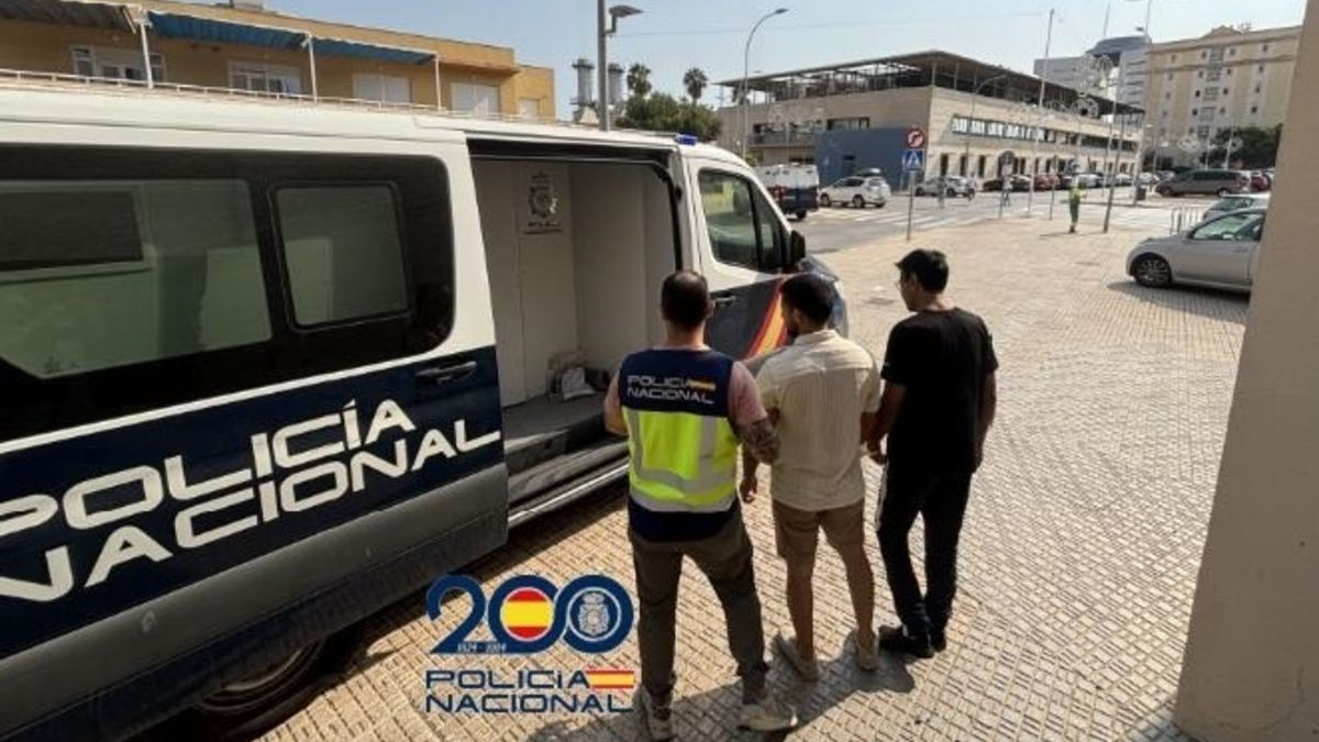 Cuatro detenidos en Melilla por hacerse pasar por menores inmigrantes no acompañados