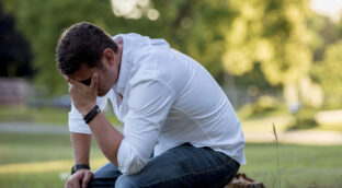 No solo es el calor: por qué tu dolor de cabeza aumenta durante el verano