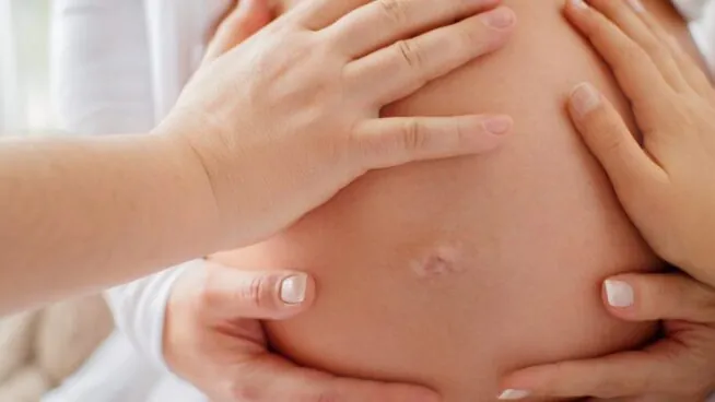 Las embarazadas reciben células fetales que permanecen en su cuerpo y su cerebro