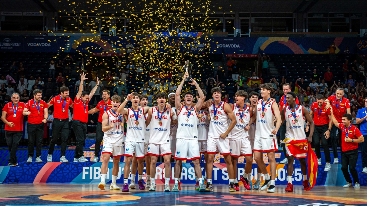 España logra el oro en el Eurobasket sub-18 tras remontar ocho puntos en los segundos finales