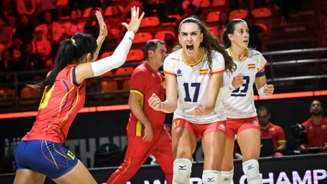 España hace historia al conseguir su primera victoria en un mundial femenino de voleibol