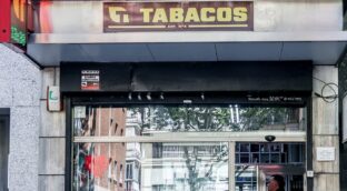 Transparencia obliga a Sanidad a aclarar el boom de estancos en la frontera con Francia