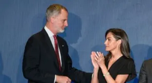 Felipe VI cobra menos que la mayoría de reyes europeos (pero el coste de la monarquía va más allá del presupuesto)