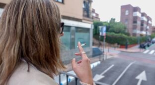 Los fumadores pagan al Estado un nuevo récord en impuestos: 3.285 millones hasta junio