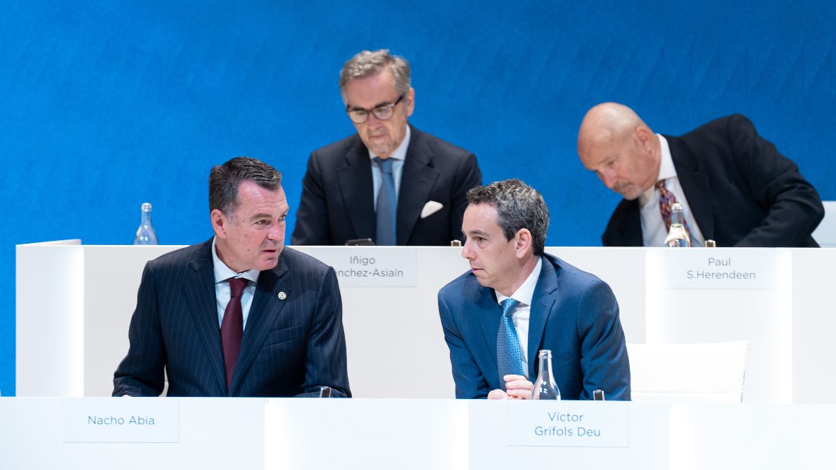 Del miedo a la calma: Grifols rebaja en 115 millones su provisión fiscal en seis meses