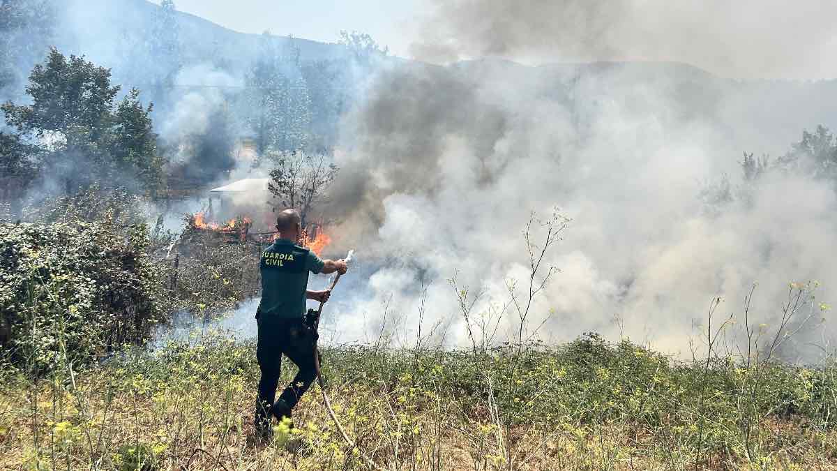 Internamiento psiquiátrico para el investigado por el fuego en Berlanga del Bierzo (León)