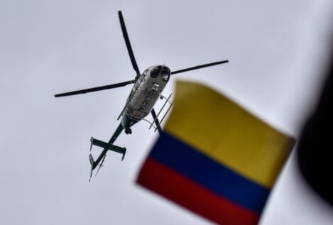 Derriban un helicóptero de la Policía de Colombia en un ataque con un dron