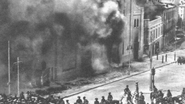 Ideología y barbarie: la historia ajusta cuentas con la memoria