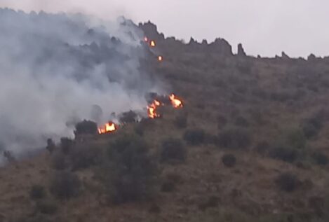 Repuntan los incendios activos en Galicia: tres focos que queman casi 5.000 hectáreas