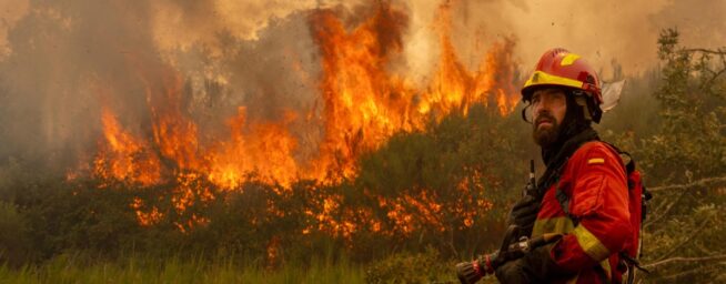 Muere un voluntario mientras intentaba apagar uno de los incendios de León