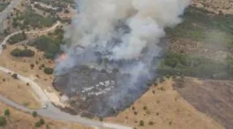 Un incendio en Colmenar Viejo (Madrid) obliga a desalojar viviendas y a desplegar 28 medios