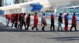 Récord de pateras en Baleares mientras el plan del Gobierno en Canarias empieza a funcionar