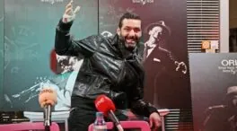 El cantante Jaime Anglada sigue en la UCI «más estable» pero «grave»