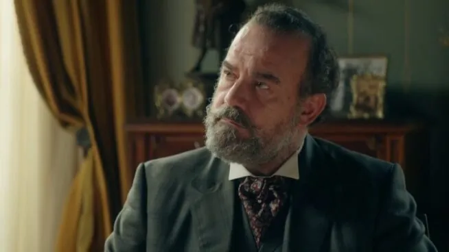 'La promesa', avance del capítulo 663: la llegada de Lorenzo enfrenta a Curro y Ángela