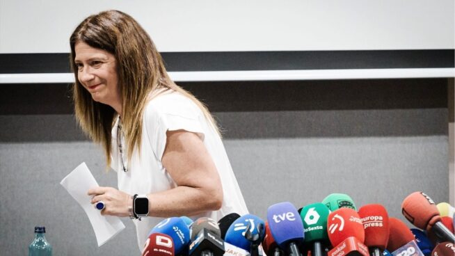 El PP sitúa a Leire Díez como «una persona del máximo nivel» en el PSOE