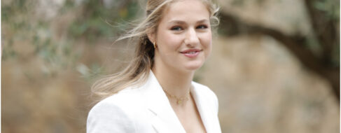 Por qué la princesa Leonor todavía no lleva tiara: su gesto que la distancia de las otras ‘royals’