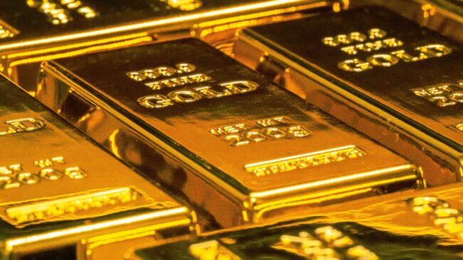 Trump impone aranceles al oro importado y dispara su precio a récord histórico