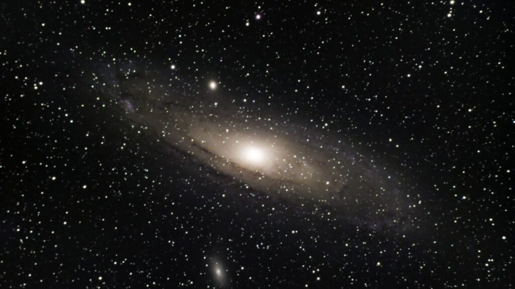 El cosmos. Canva