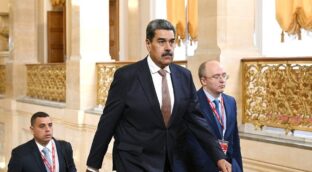 Maduro ordena desplegar a 4,5 millones de milicianos tras subir EEUU la recompensa por él