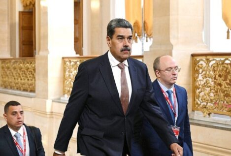 Maduro ordena desplegar a 4,5 millones de milicianos tras subir EEUU la recompensa por él