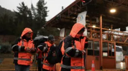 Hallan los restos de tres de los cinco hombres atrapados en la gran mina de El Teniente (Chile)