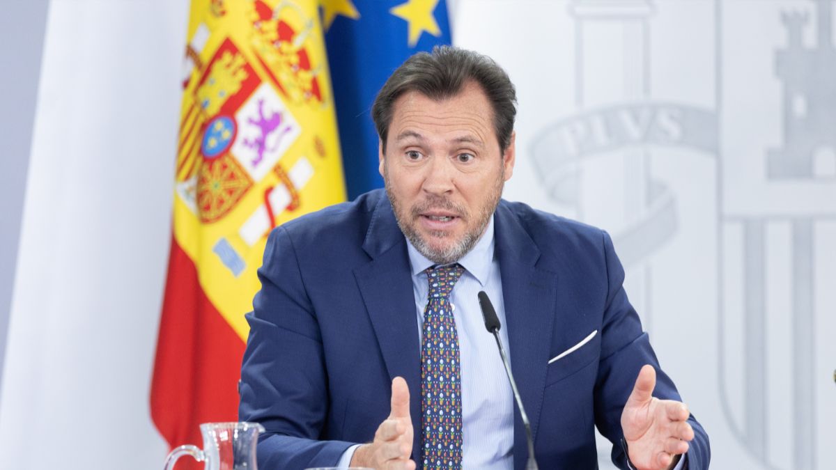 Óscar Puente comparecerá el 4 de septiembre en el Congreso para explicar el caos ferroviario