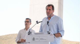 Puente rechaza disculparse por sus mensajes sobre los incendios: «No me he cachondeado»