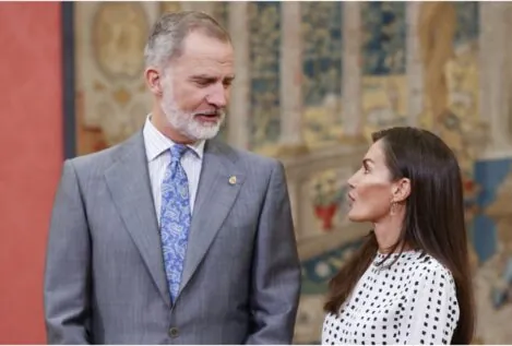Entramos en La Almudaina, el otro palacio de verano de los Reyes: es una joya del arte gótico