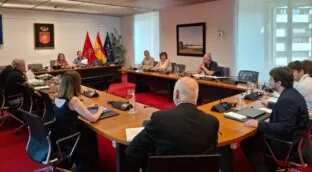 El Parlamento de Navarra rechaza que Chivite y Barkos comparezcan por el 'caso Cerdán'