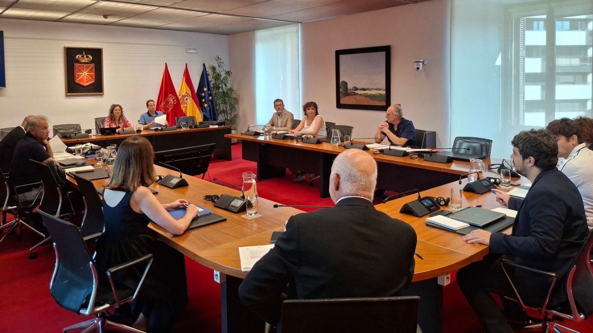 El Parlamento de Navarra rechaza que Chivite y Barkos comparezcan por el ‘caso Cerdán’