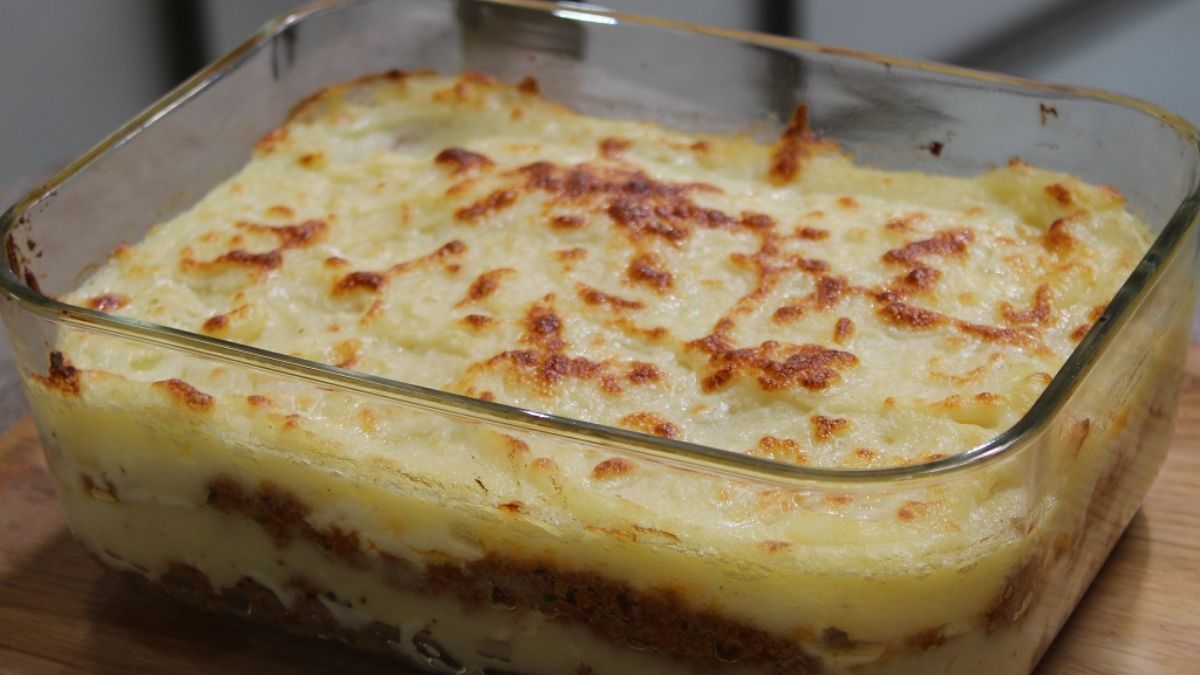 Dani García, 49 años: «Este es el truco para que el pastel de patata y carne quede en su punto»