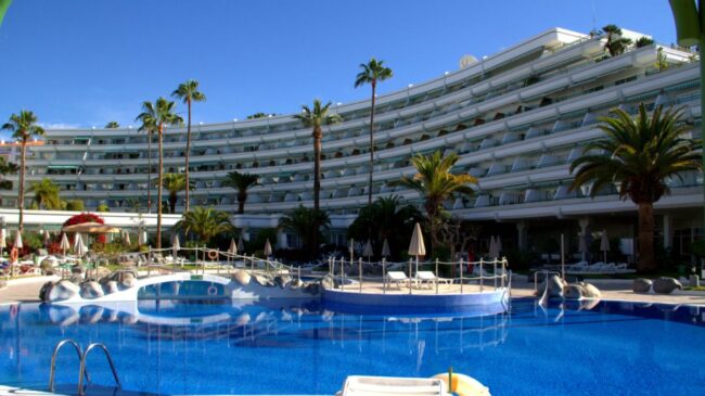 Las agencias no ven cambios en las reservas a Canarias y los hoteleros reclaman tranquilidad