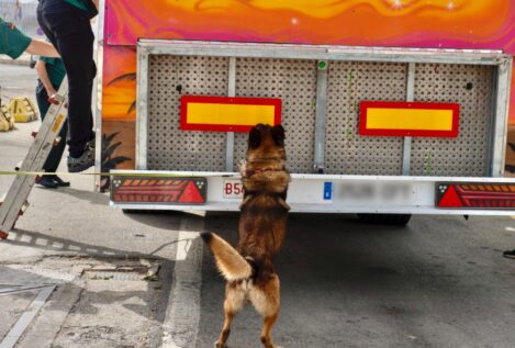 La Guardia Civil intercepta a un niño marroquí escondido en una atracción de la feria de Ceuta