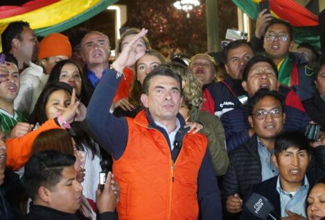 El vencedor en Bolivia responde a Petro tras sus críticas: «Tiene una mentalidad atrasada»