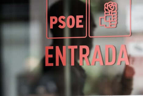 El PSOE recaudó 24 millones de fuentes privadas en 2024, el triple que el PP